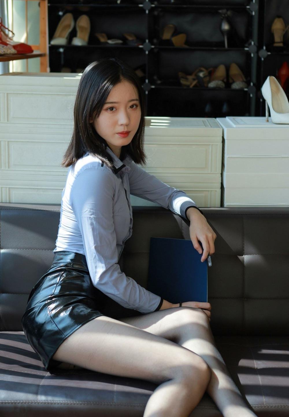 ��������