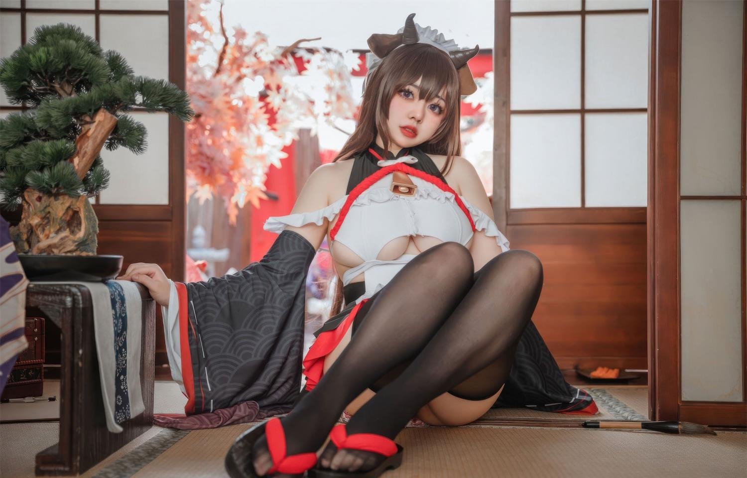 ����ɫ��