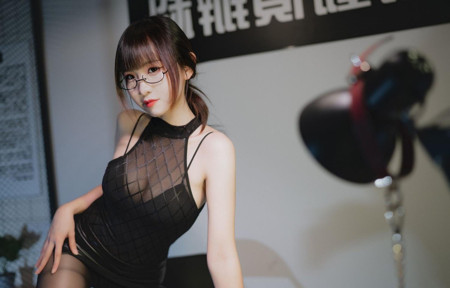 ���ߣ�����������ͷ��