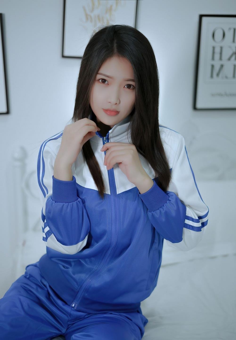 ������½