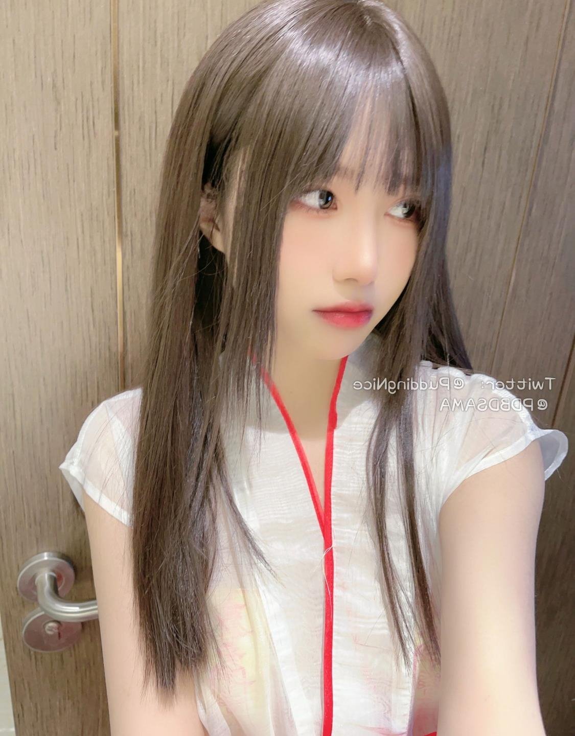 ���ߣ���ɫ����ʦ����ģ�ͷ��