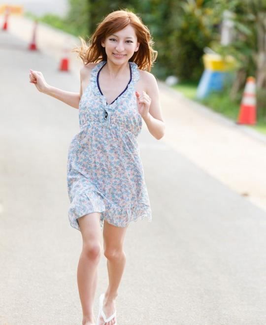 С����H1�ں�