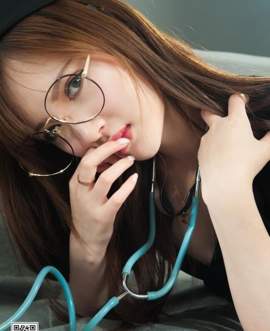 ��Ө����50������ͬ��